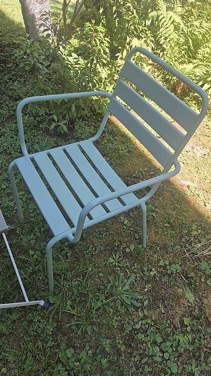 Set de table et chaises: Gartentisch & 2 Gartenstühle  – D'occasion à Rüschlikon par samuelba 2