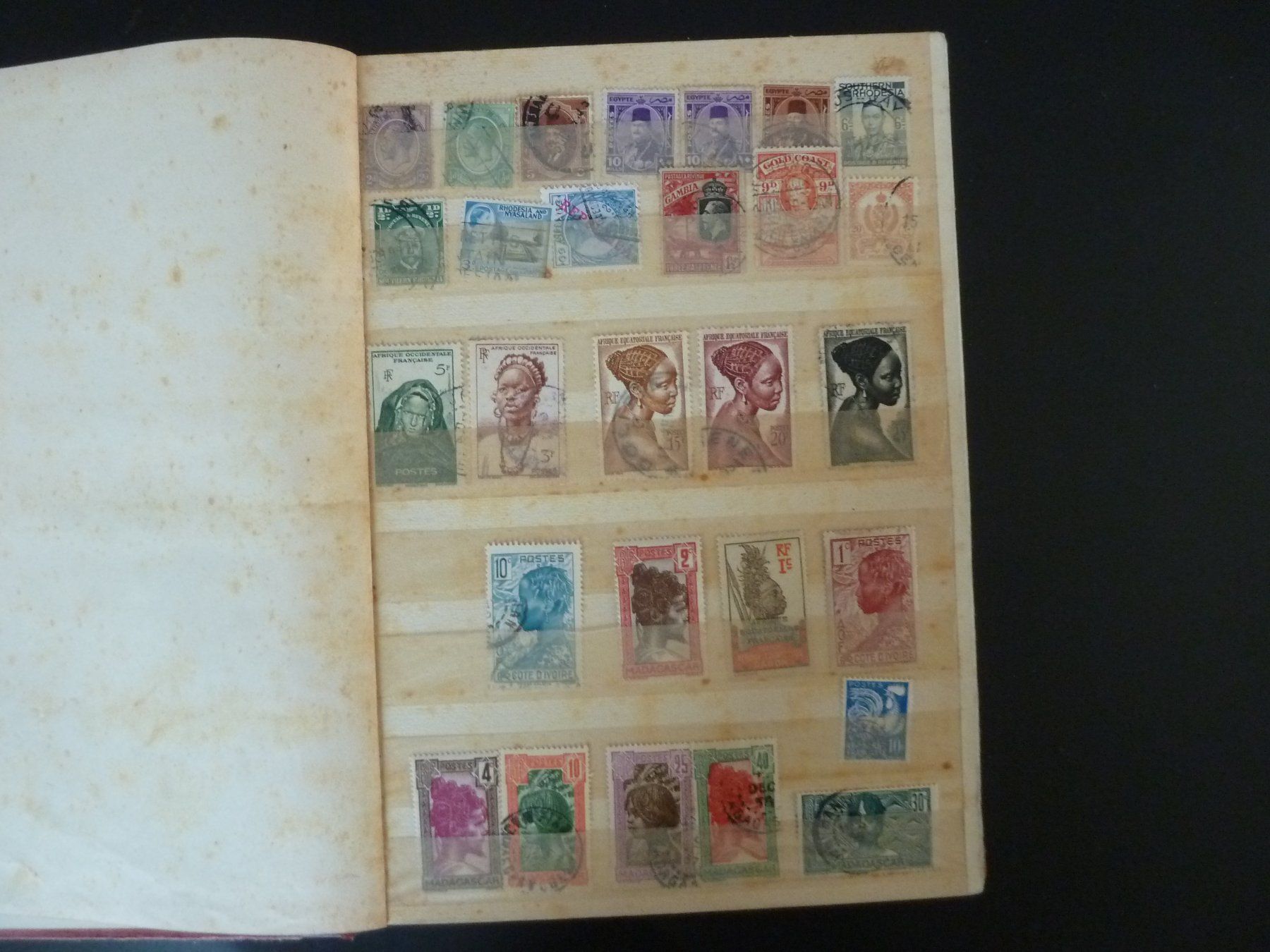 Alle Briefmarken: Lot Ausland  (894) – Gebraucht aus Onex von BANGON80 1