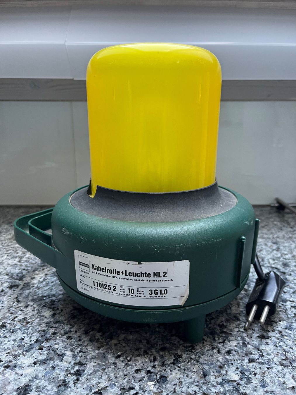Kabel: Kabelrolle inkl. Leuchte – Gebraucht aus Dornach von npe_7dng