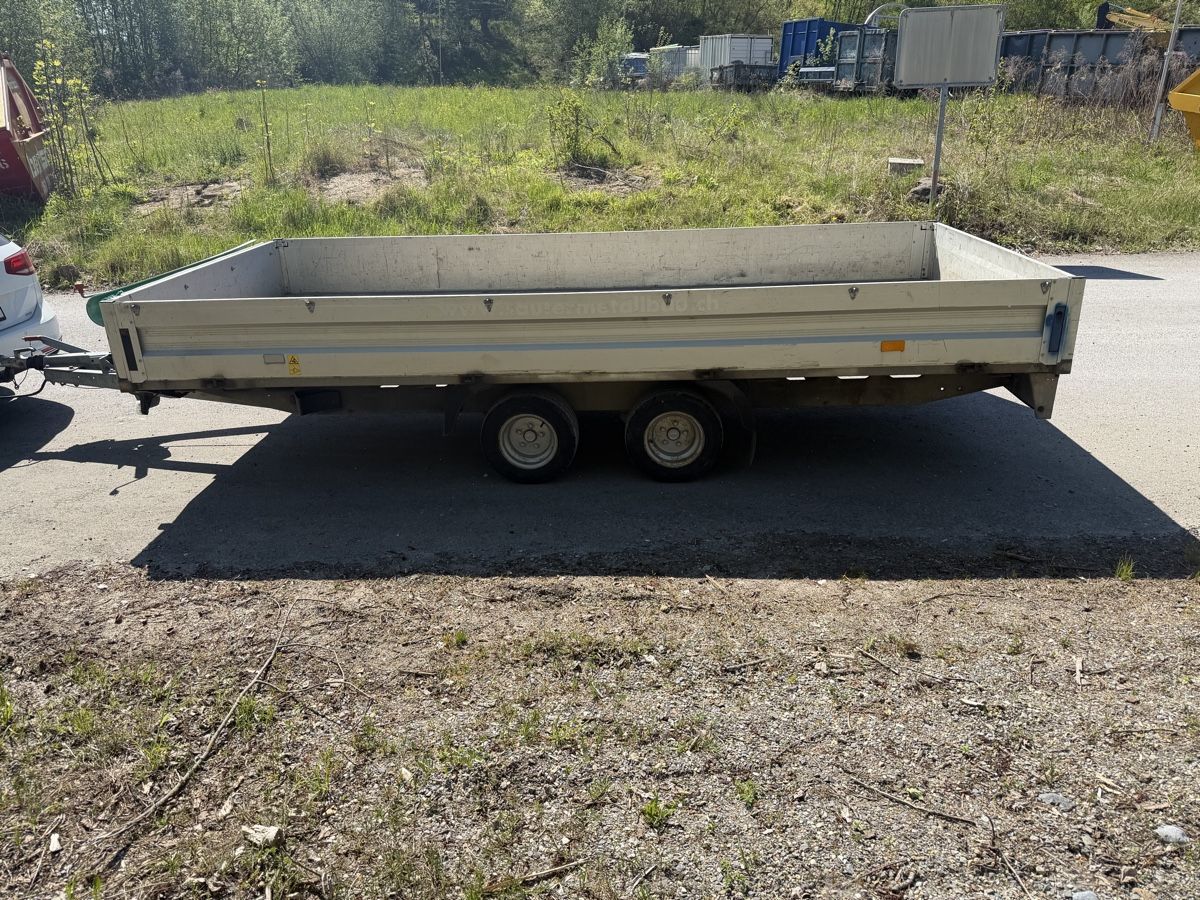 Humbaur Rimorchi: Anhänger Humbaur HT 2500 G – Usato da Menziken venduto da Tairi10 2