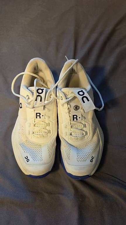 On Scarpe da uomo: On The Roger Pro Gr. 43 – Usato da Münchenbuchsee venduto da bla_779z