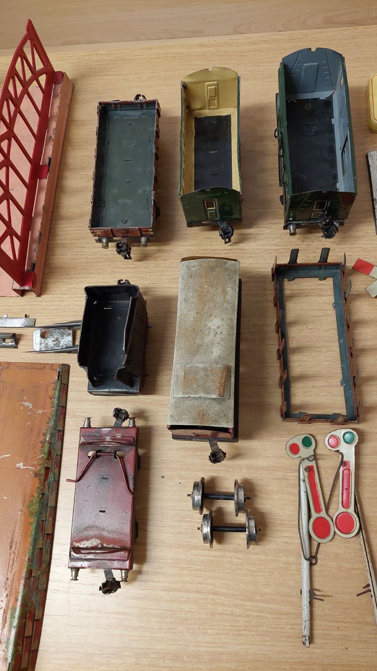 Modellini di ferrovie: Tinplate Bastelware Spur 0 – Difettoso da Wädenswil venduto da Frosch33 3