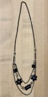 Schwarze Dreireihige Kette mit Blumen 🌸