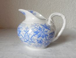 Saarguemines, Sahnekanne, Dekor "Thorn/Epine" blau bis 1919