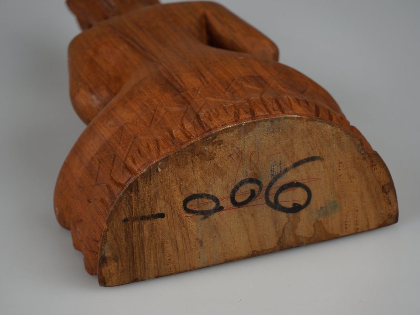 Gravures sur bois: Buddha Thai Lotussitz Holzstatue 11" – D'occasion à Rüti ZH par Restwert_Rueti_ZH 5