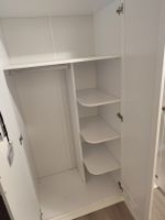 Kleiderschrank 