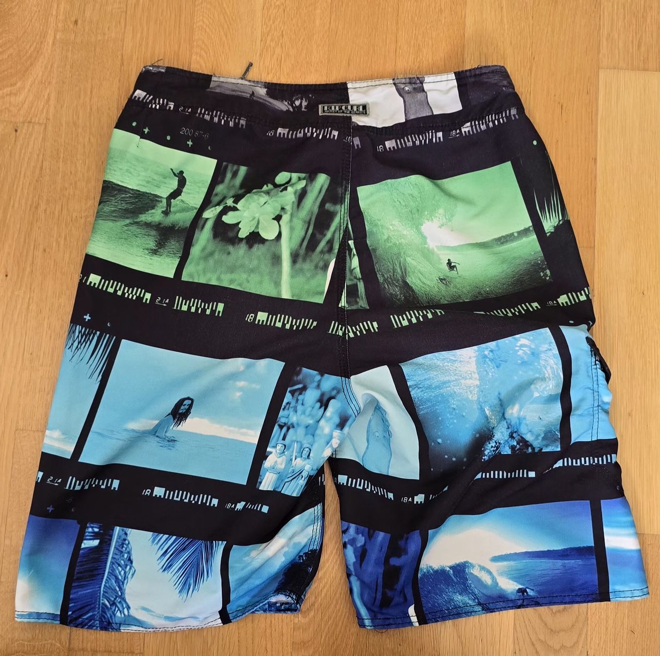 Rip Curl Hosen: Rip Curl Mirage Flex Boardshort Surf Taille 30 – Gebraucht aus Genève von MariaS2 6