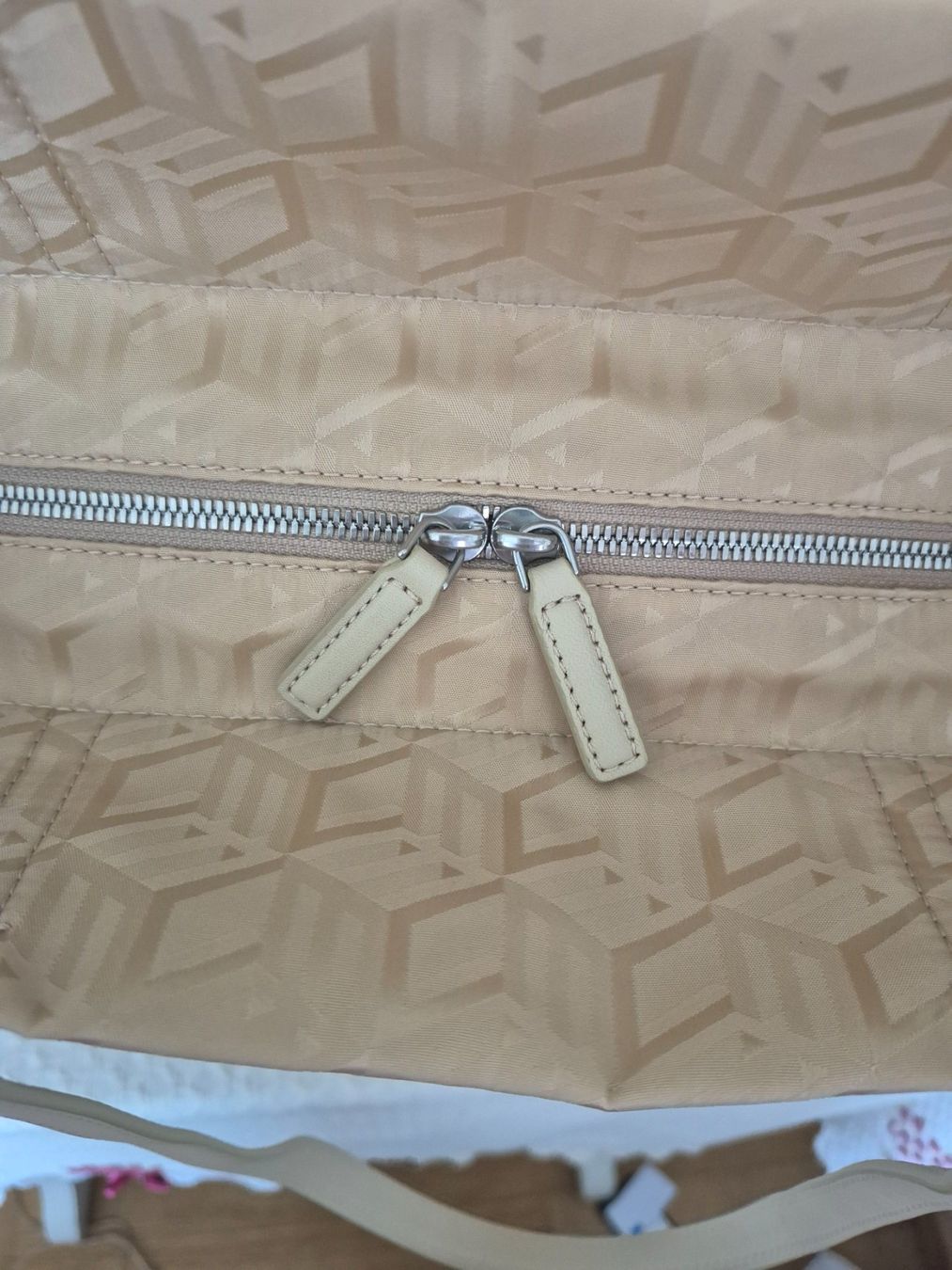 Mcm Borse da donna: Neue MCM Shopper, mit Reißverschluss – Nuovo (secondo la descrizione) da Dottikon venduto da Pega7 7