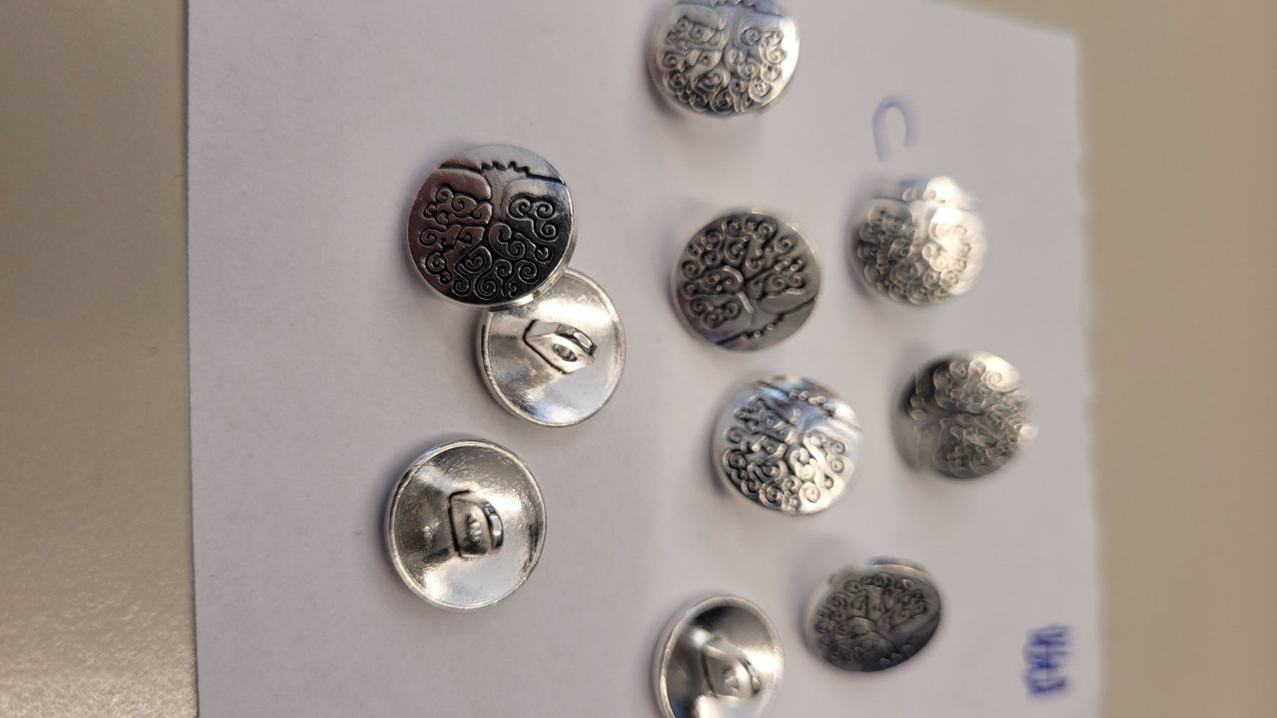 Bottoni: 10 boutons ronds – Nuovo e nell'imballaggio originale da Saxon venduto da Sebdem 3