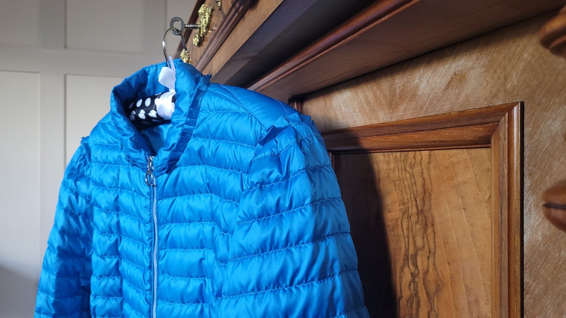 Marc Cain Giacche: Spitzen Daunenjacke Marc Cain Gr.N5 – Nuovo (secondo la descrizione) da Winterthur venduto da Wohnhaus