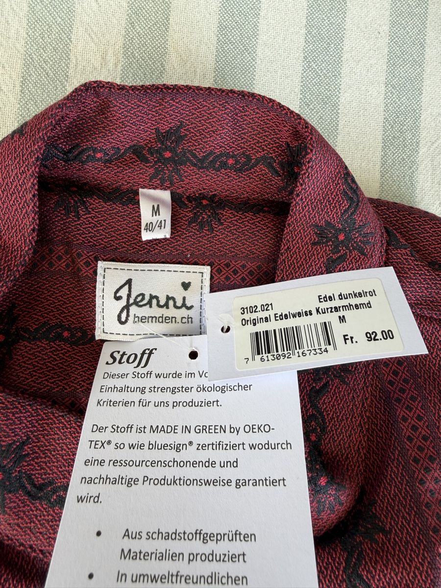 Camicie: Jenni Original Edelweiss Kurzarmhemd dunkelrot – Nuovo e nell'imballaggio originale da Oppligen venduto da Merida007