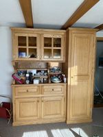 Buffet Schrank Kombination aus Massivholz in gutem Zustand
