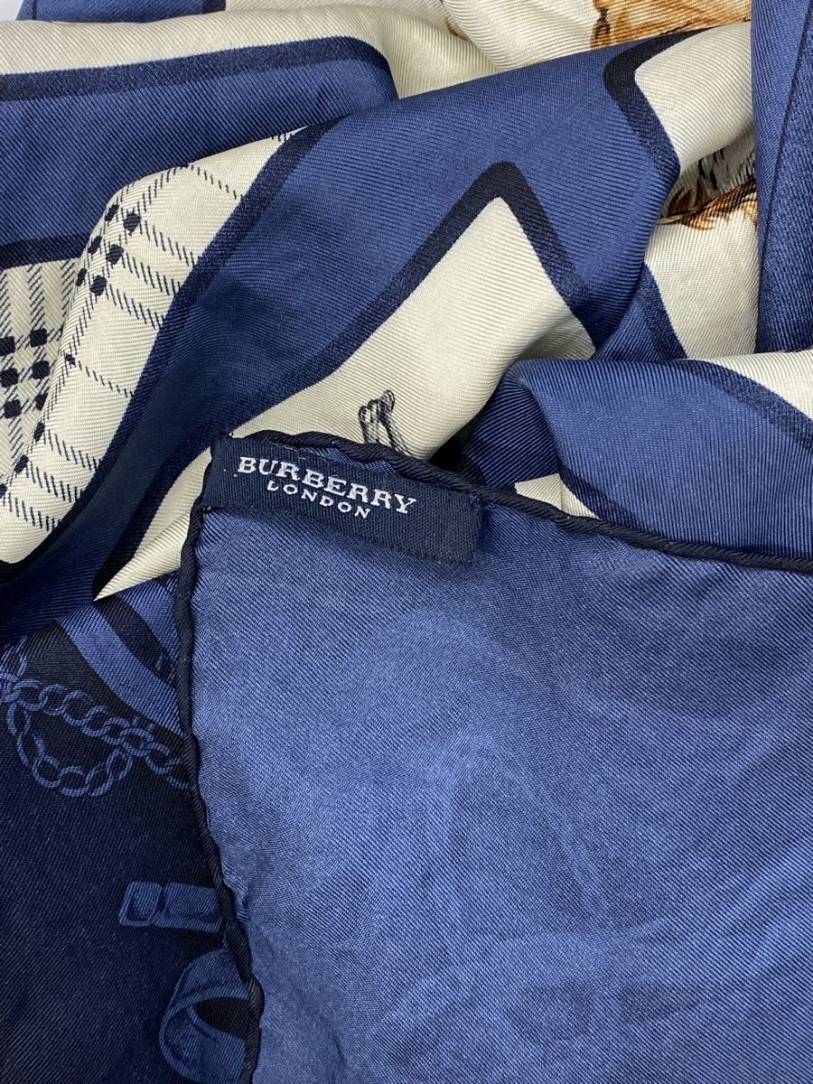 Burberry Foulard & Sciarpe: Burberry Foulard – Usato da Balzers venduto da styleee 2