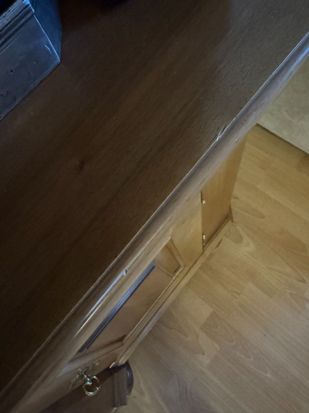 Credenze: Nussbaum-Buffet Koch Gonten hochwertig – Usato da Niederuzwil venduto da Holderblueete 8