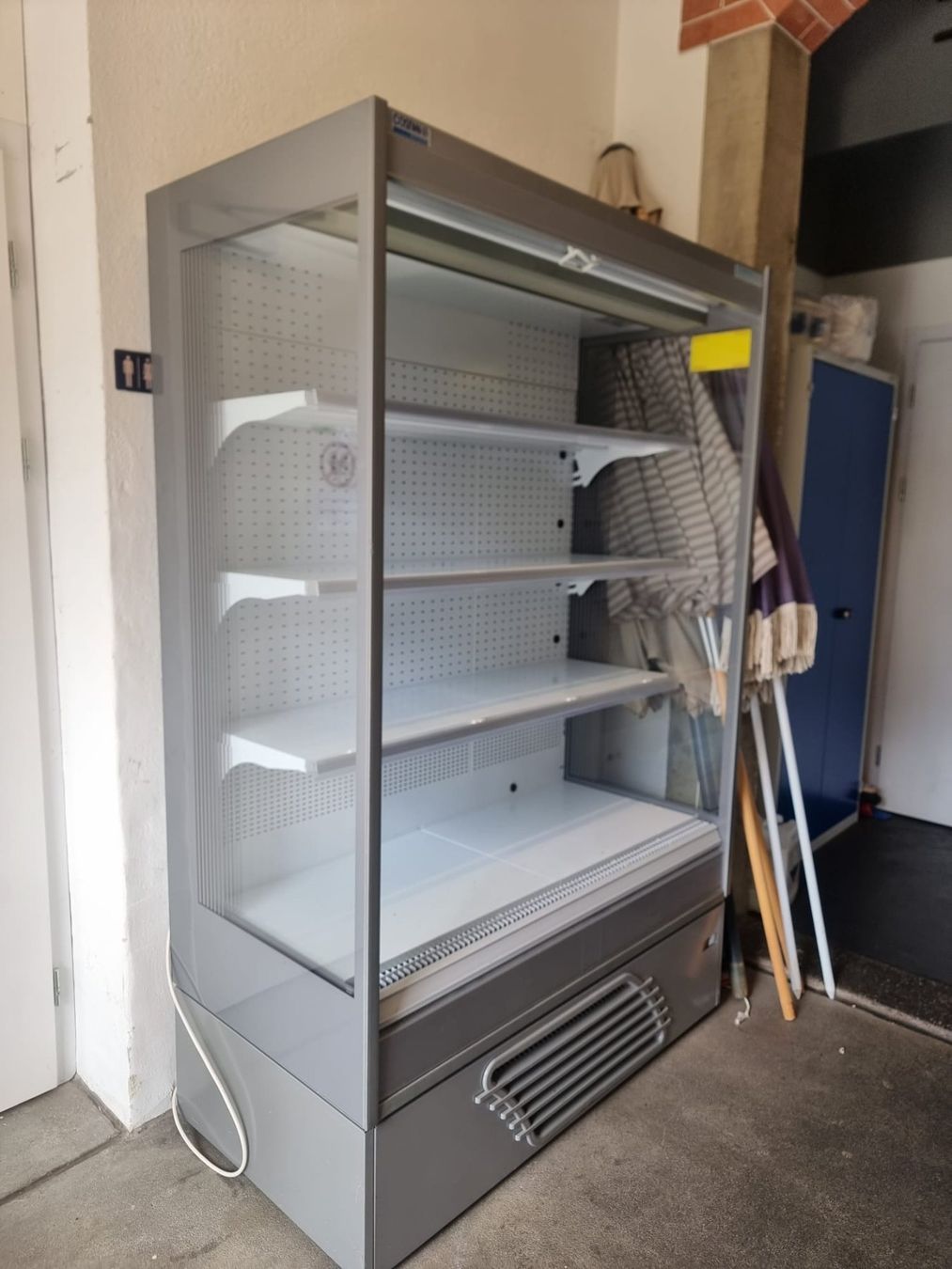 Vitrinen: Kühlvitrine – Gebraucht aus Gunten von Jaecqu 2