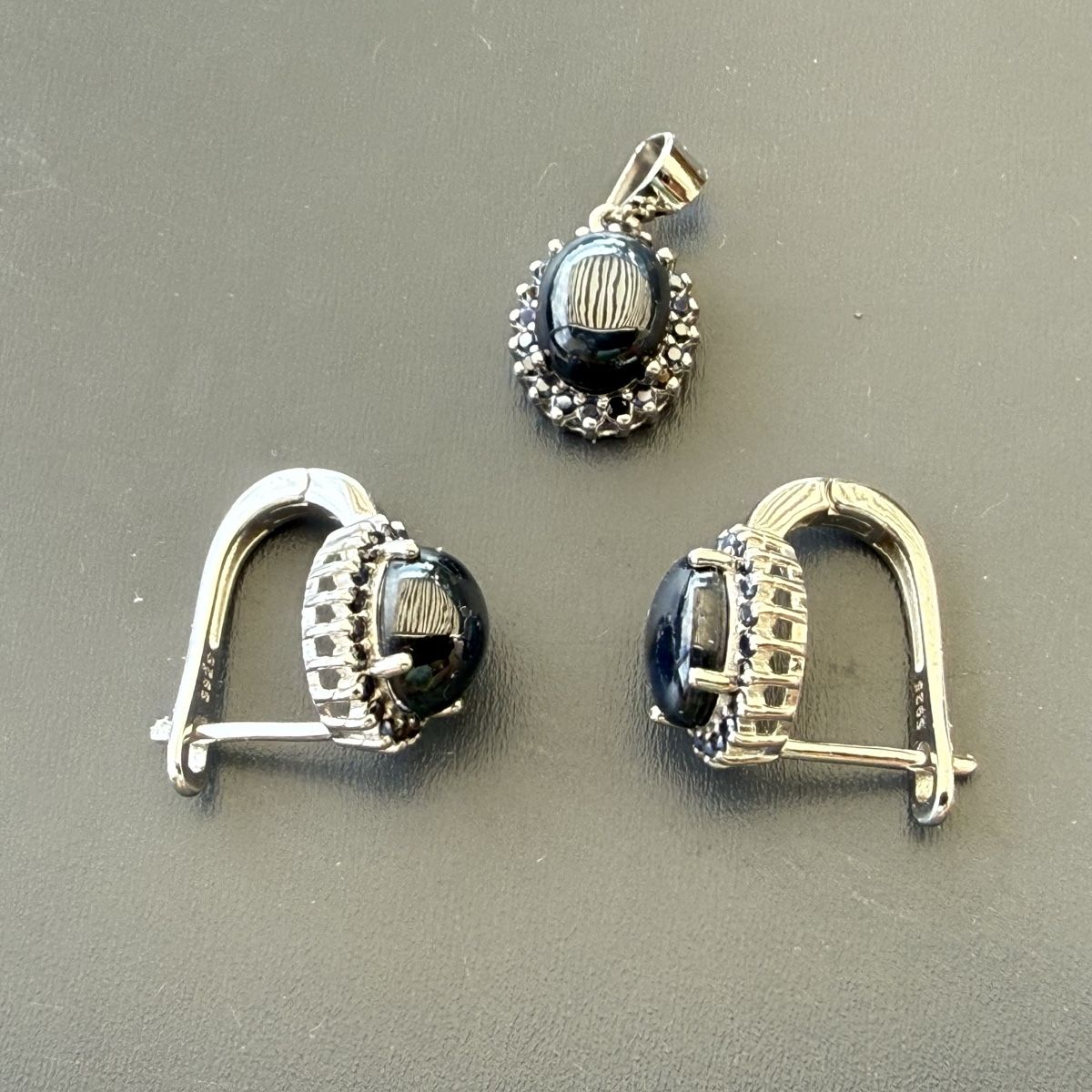 Boucles d'oreille: Phänomenale Sternsaphire: Ohrringe und Anhänger – Neuf avec emballage d'origine à Ebikon par elischka 7