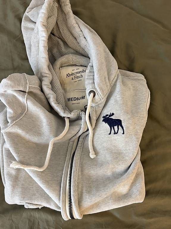 Maglioni & Felpe: abercrombie&fitch m pullover – Usato da flurlingen venduto da meierm30 2