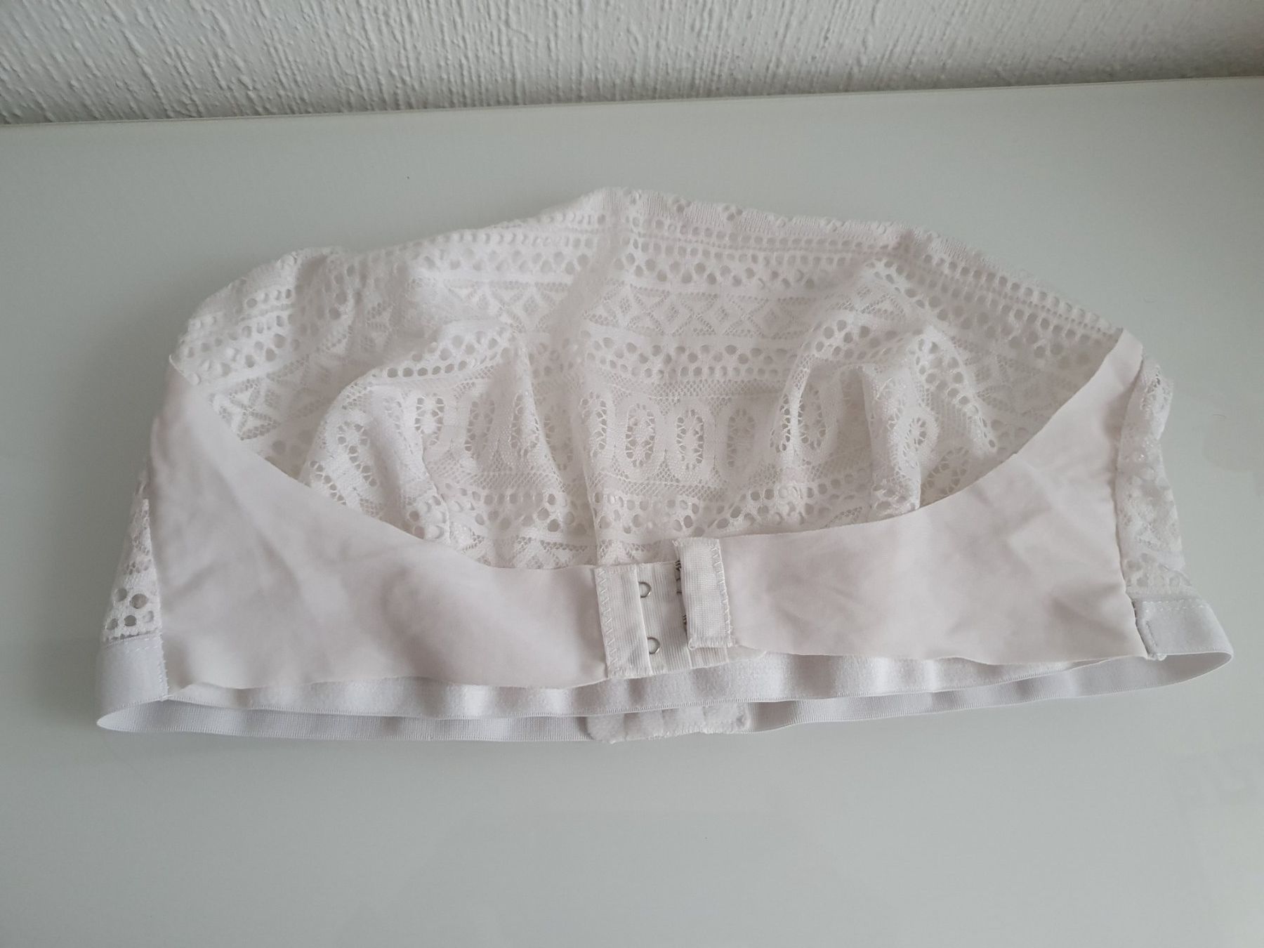Tops: Joli bustier blanc dentelle, taille XL – Gebraucht aus Lausanne von Af2016 1