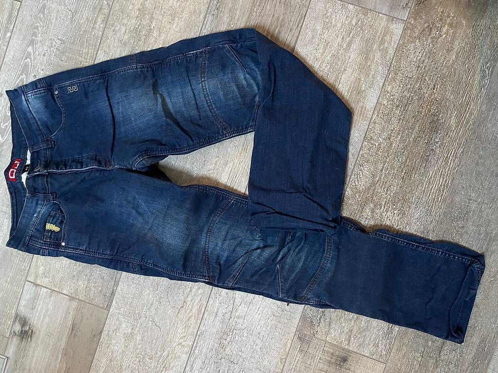 Pantaloni: Pantaloni jeans da moto OJ – Usato da Cugnasco venduto da Nadq 1