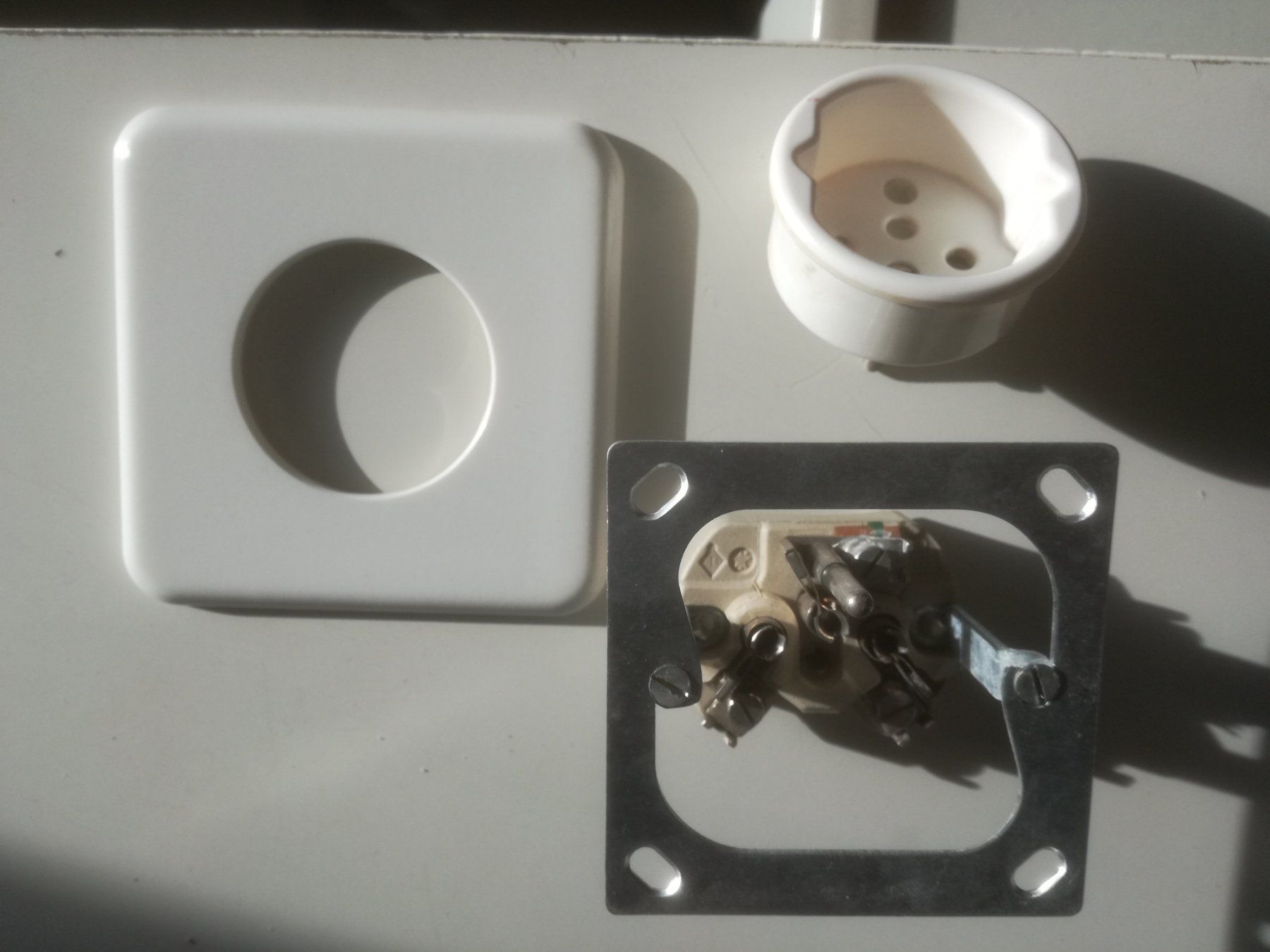 Feller Stecker: Steckdose Typ 14 UP – Gebraucht aus Sursee von Ursus_LU 2