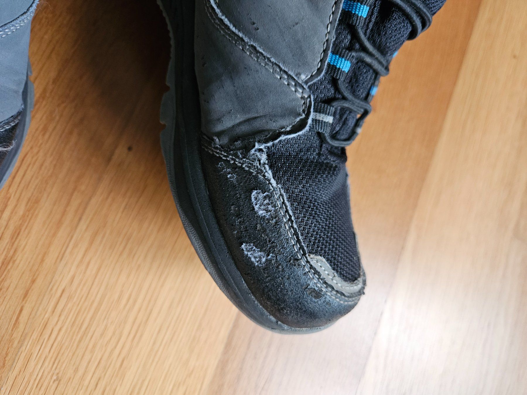Scarpe da donna: Fila- Kinderschuhe Gr.36 – Usato da Schaffhausen venduto da sabrina915 5
