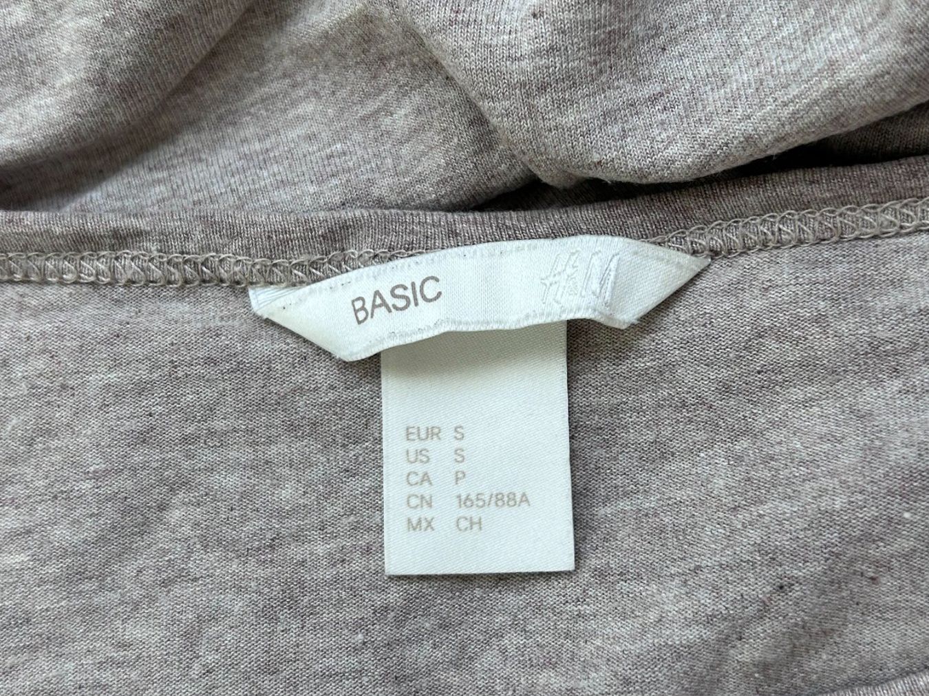 H&M T-shirt: H&M T-Shirt – Usato da St. Gallen venduto da look-twice 3