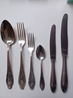 Versilbertes Tafelbesteck 90-er gemäss Liste