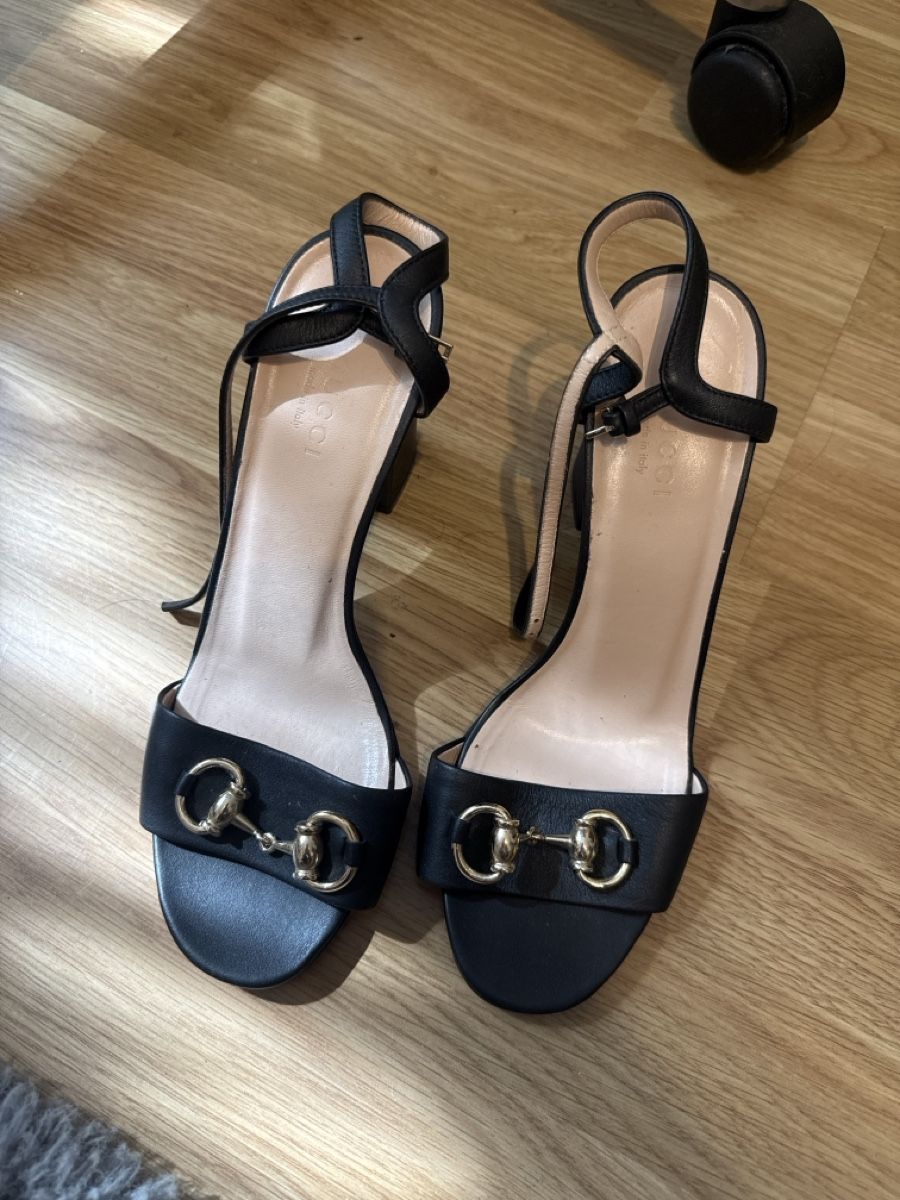 Gucci Scarpe da donna: Gucci sandalen – Usato da Köniz venduto da Yaiito