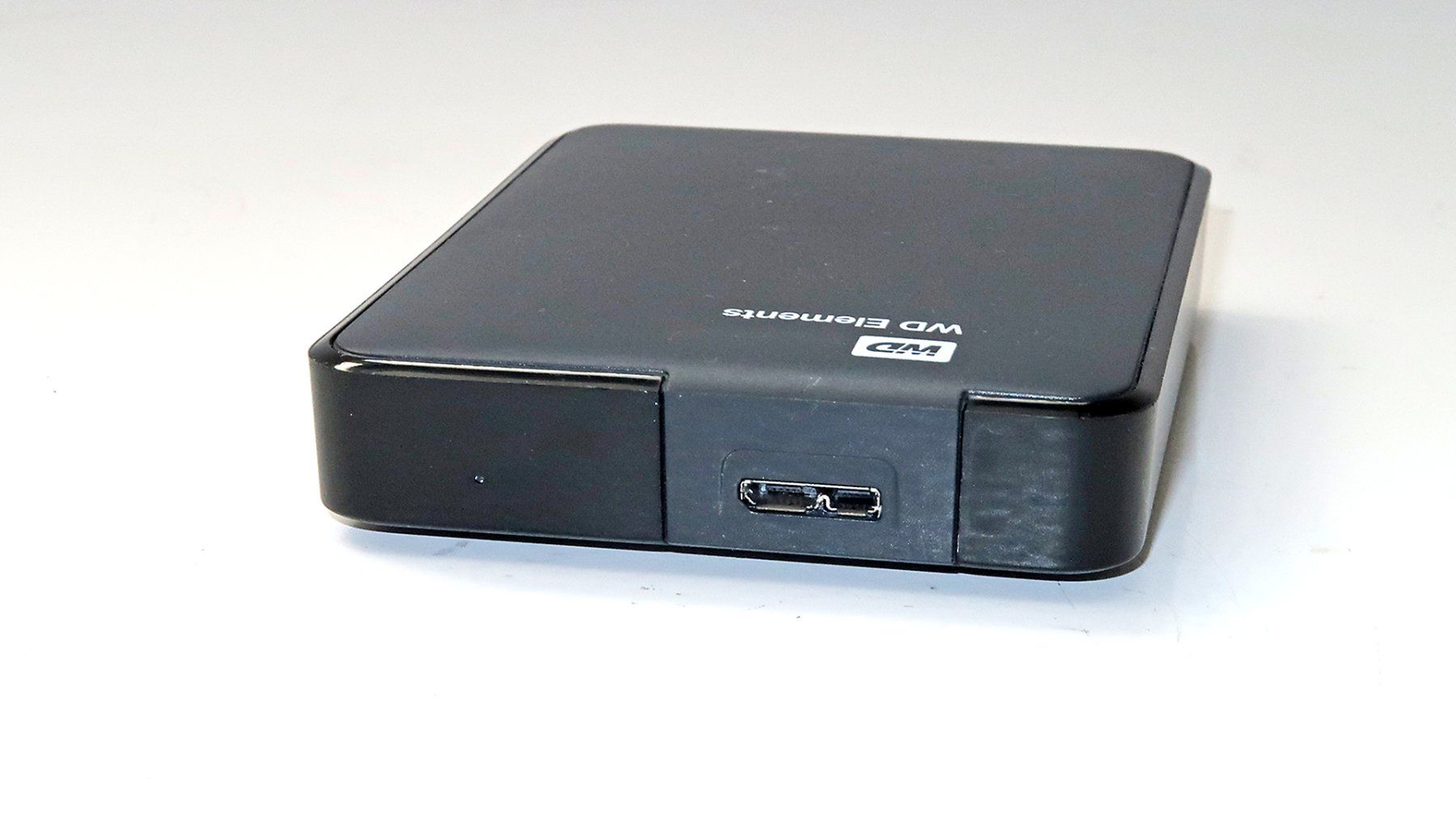 Western Digital Harddisks: Portable Festplatte WD Elements 2TB USB 3.0   3/5 – Gebraucht aus Uster von Mruedis 2
