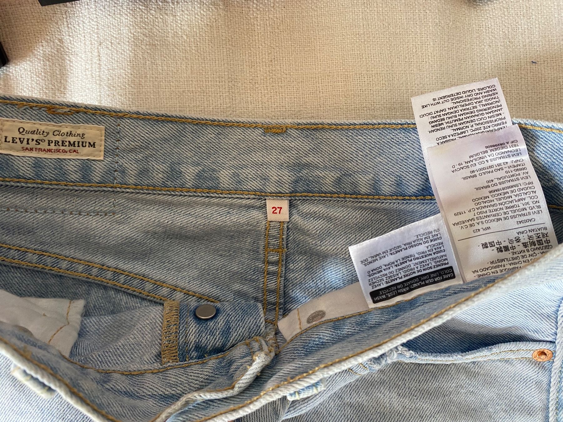 Gonne: LEVI‘s Jeansjupe Grösse S – Usato da Zürich venduto da reg_gzn5 3