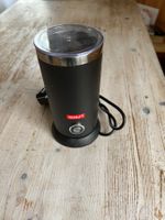 MILCHAUFSCHAEUMER