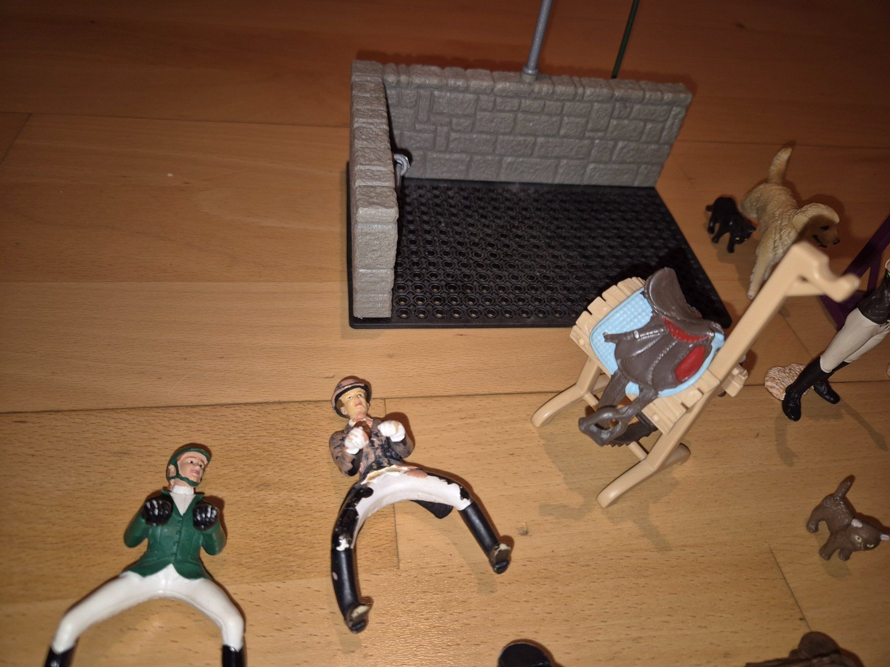 Schleich Giocattoli: Schleich Zubehör – Usato da Kloten venduto da techni 1