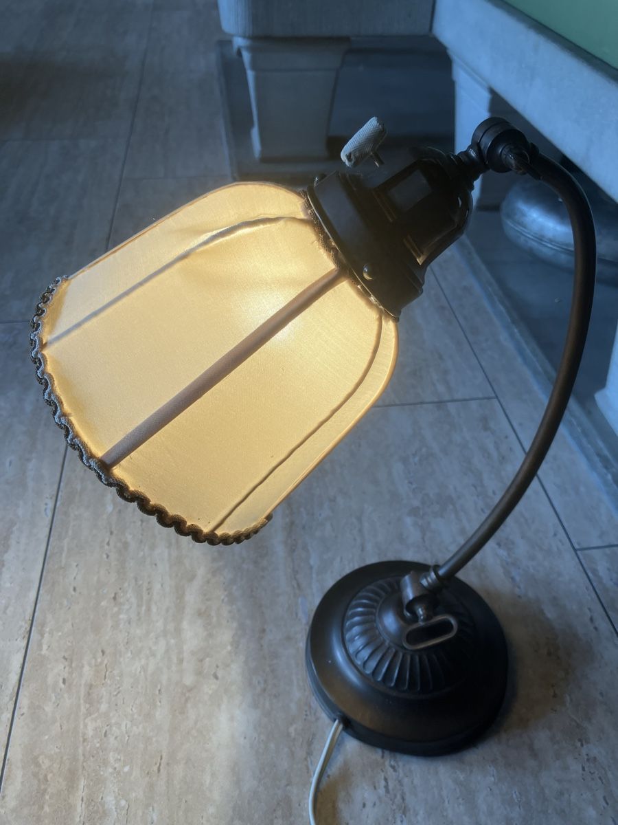 Lampade: Tischlampe E27, Drehschalter – Usato da Neftenbach venduto da 889095 3