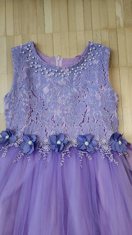 Vestiti & Gonne: Mädchen Festkleid Grösse 134 – Usato da Urdorf venduto da Silvie5 1