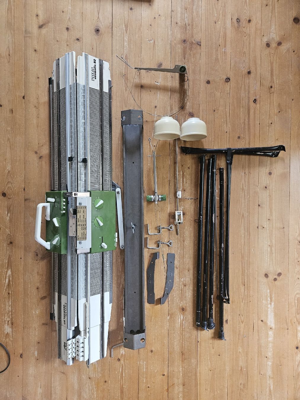 Tutte le macchine: Strickmaschiene Passap duomatic 80 – Usato da Wald ZH venduto da HiliBilli 1