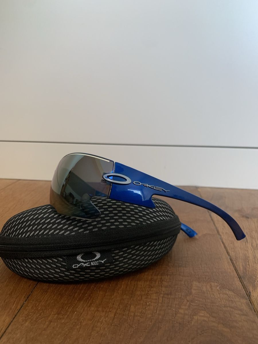Oakley Occhiali & Lenti: Oakley Vintage Sonnenbrille – Usato da Pfeffingen venduto da Samuel4148 1