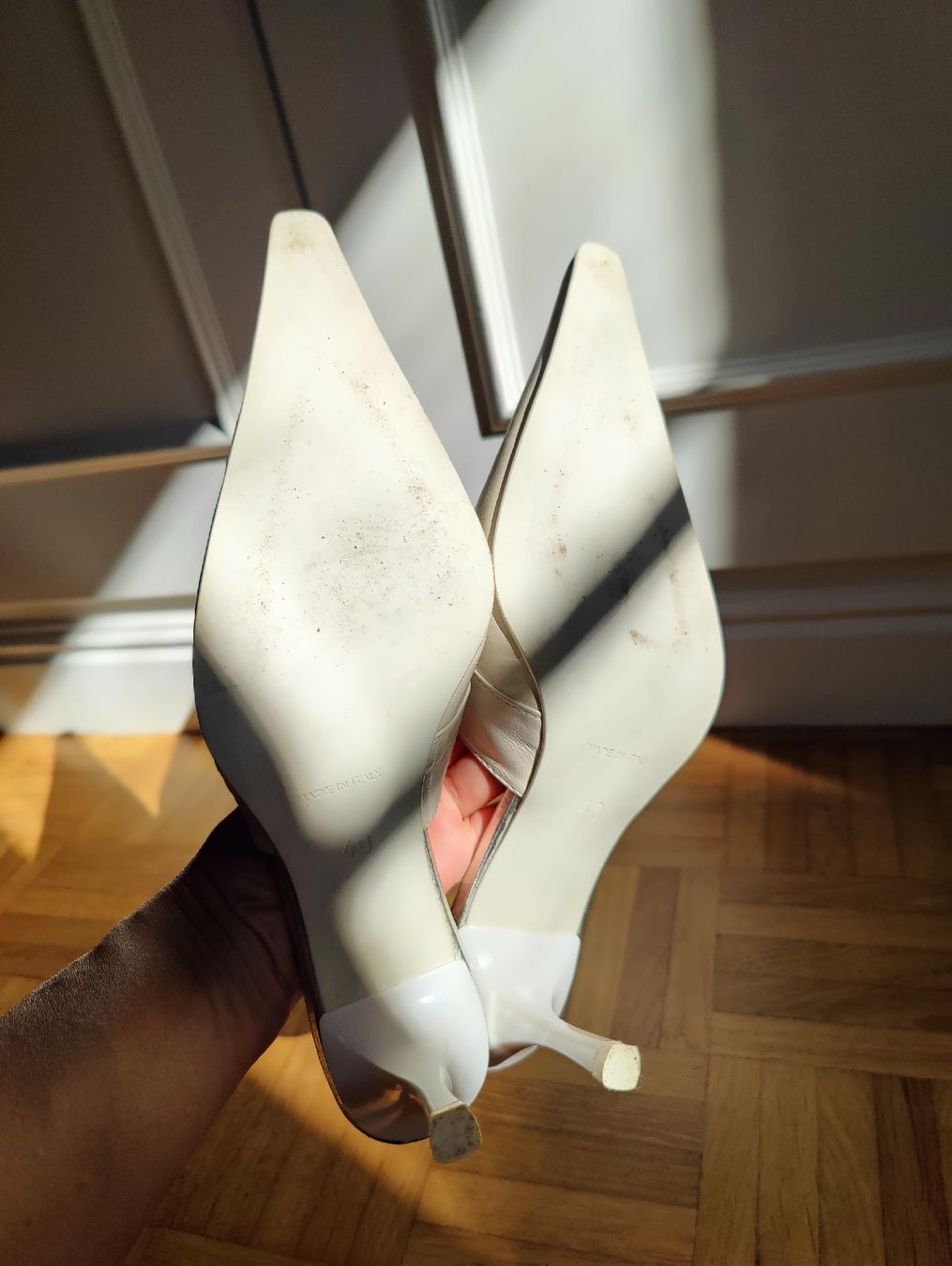 Chaussures femmes: Y2K vintage stud white leather heeled mules – D'occasion à La Tour-de-Peilz par dAutrefois 6
