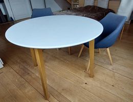 Table de salle à manger ronde blanche en bois