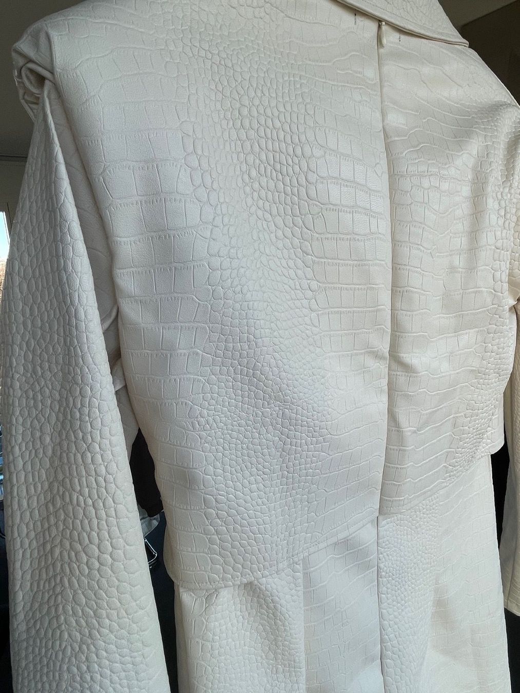 Giacche: Blazer Kleid im Schlangenleder-Look – Nuovo (secondo la descrizione) da Dietikon venduto da MCage 1