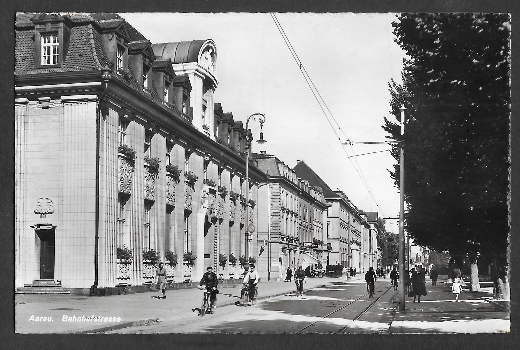 Cartes postales: Aarau Bahnhofstrasse – D'occasion à Olten par clotaldi