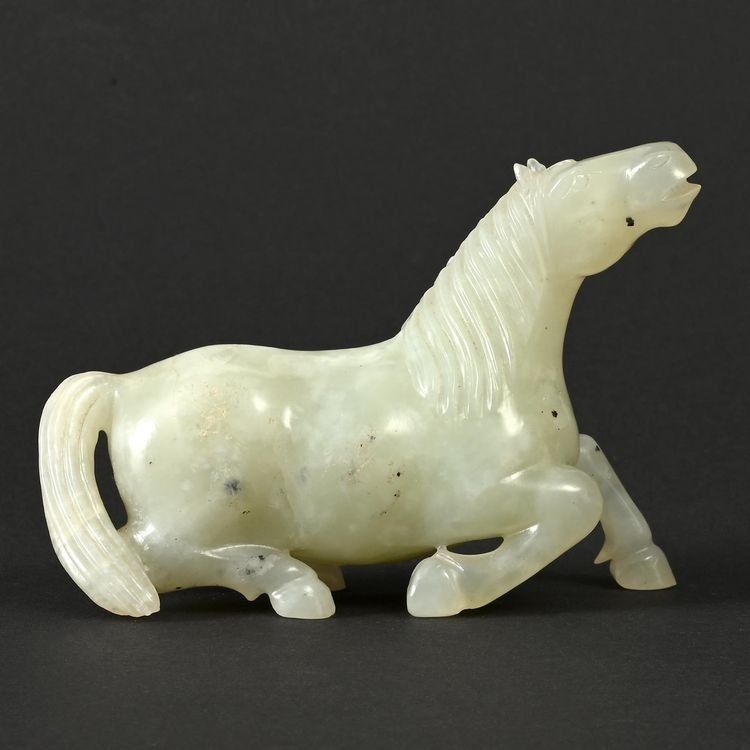 Skulpturen & Statuen: Chinesische Jade Schnitzerei eines liegenden Pferdes – Gebraucht aus Bern von chamunda 2