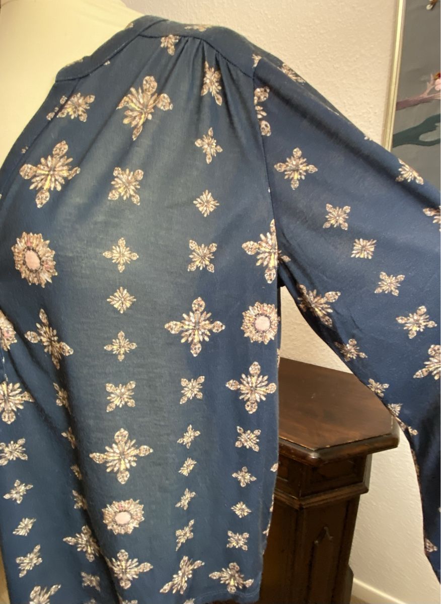 H&M Camicette: H&M Bluse Shirt blau Muster Gr. L – Usato da Fislisbach venduto da KolibriSecondhand 4