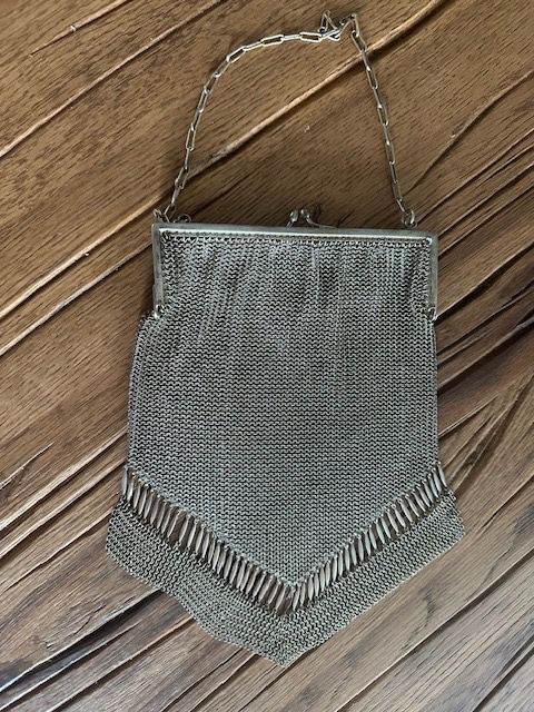 Borse da donna: Tracht, Trachtenhandtasche, Silber – Usato da Hindelbank venduto da vey_t 3
