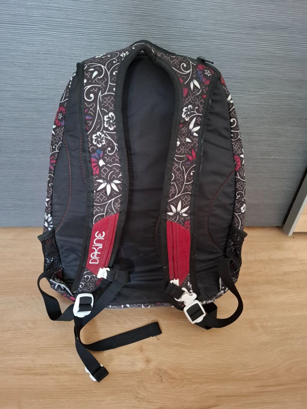 Dakine Kindertaschen: Sac à dos Dakine – Gebraucht aus La Neuveville von maripiou 1