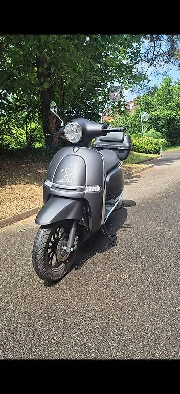 Veicoli elettrici: E-Roller Syra 45 – Usato da Münchenstein venduto da ste_92x7
