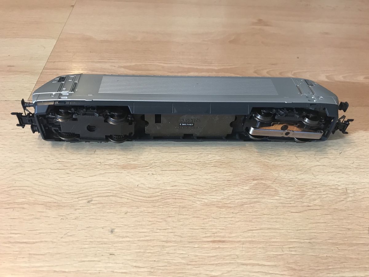 Märklin Modellini di ferrovie: Märklin 3461, Re 460, techno – Usato da Zürich venduto da Kiron 4
