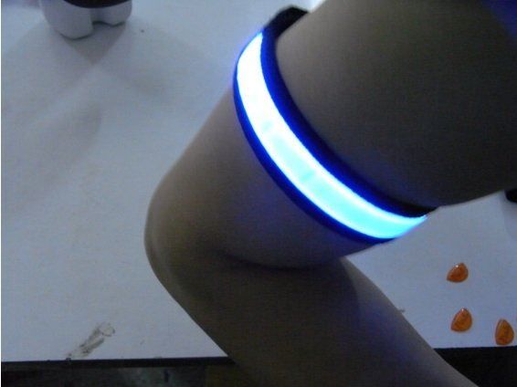 Schutz & Schoner: 10 Stück  LED Leuchte 42cm mit Klettverschluss – Neu (gemäss Beschreibung) aus Arth von LED-Welt 2