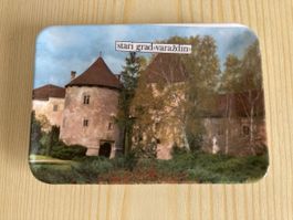 Schloss Varaždin Deco Teller, aus Ex Jugoslawien, Vintage
