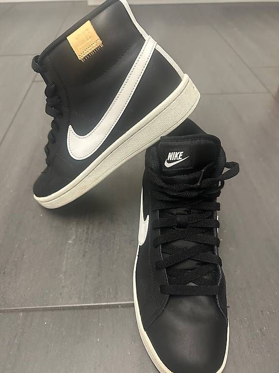 Scarpe da uomo: Männer Nike Schuhe – Usato da Wil SG venduto da mar_w7v7