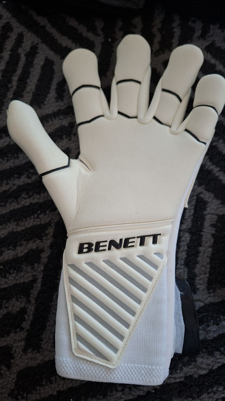 Kinderhandschuhe: Torwarthandschuhe Benett Grösse 8½ – Neu und originalverpackt aus Balterswil von Bambussocken 2